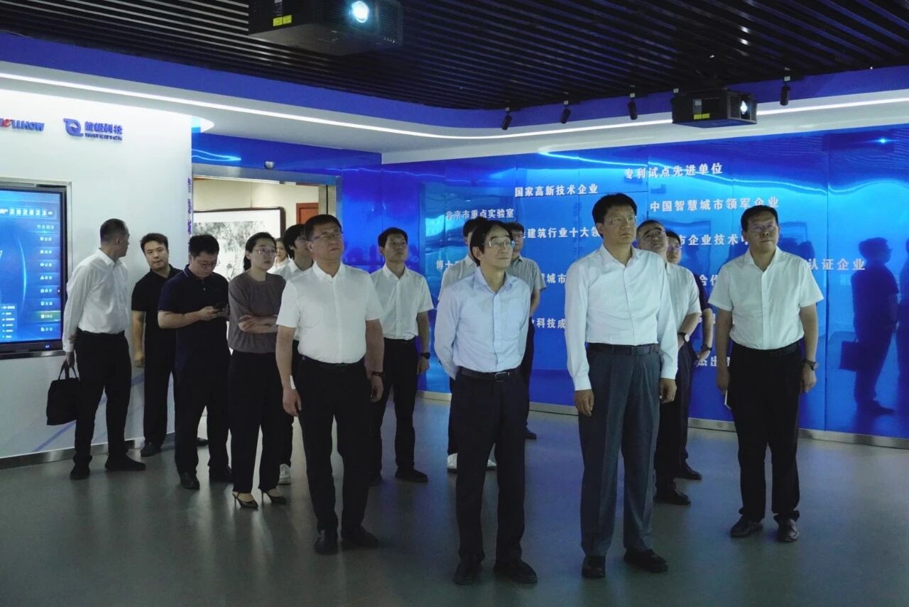 南昌市委副书记、市长高世文调研qy球友会(中国)—以AI赋能韧性城市建设情况